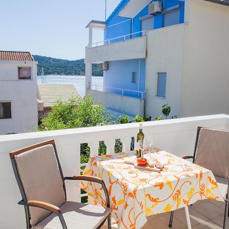 Hana Home - Apartments Tisno Kültér fotó