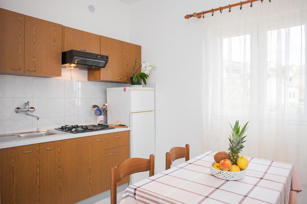 Hana Home - Apartments Tisno Kültér fotó