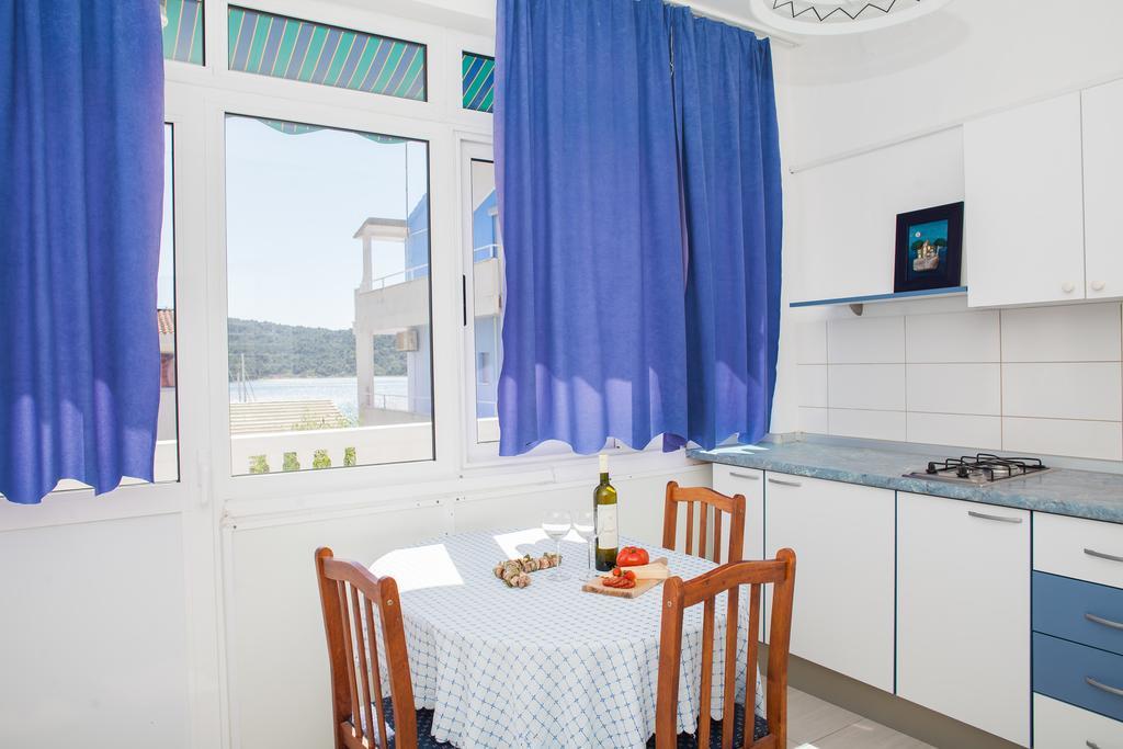 Hana Home - Apartments Tisno Kültér fotó