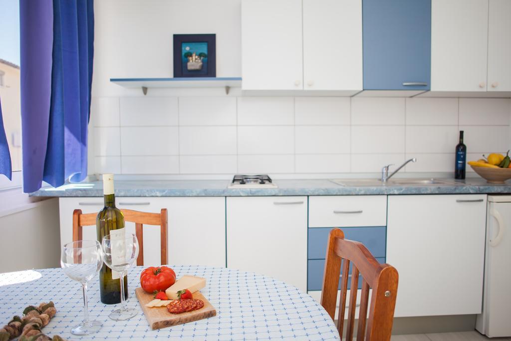 Hana Home - Apartments Tisno Kültér fotó
