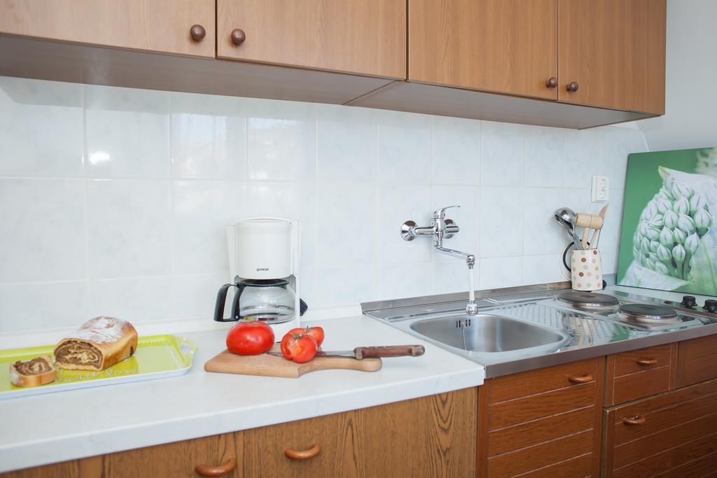 Hana Home - Apartments Tisno Kültér fotó