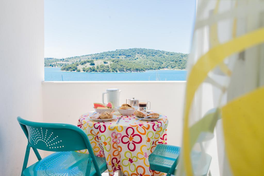 Hana Home - Apartments Tisno Kültér fotó