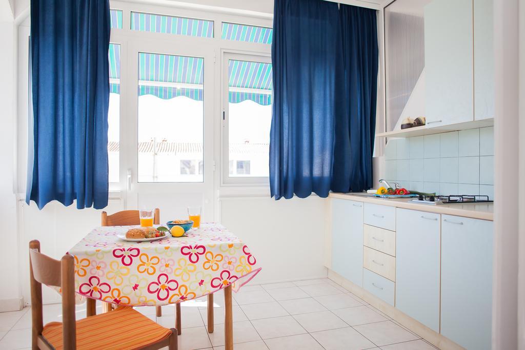 Hana Home - Apartments Tisno Kültér fotó
