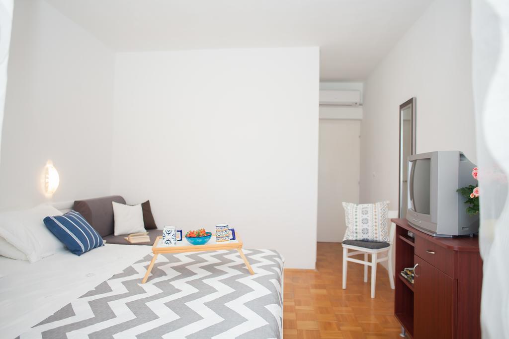 Hana Home - Apartments Tisno Kültér fotó