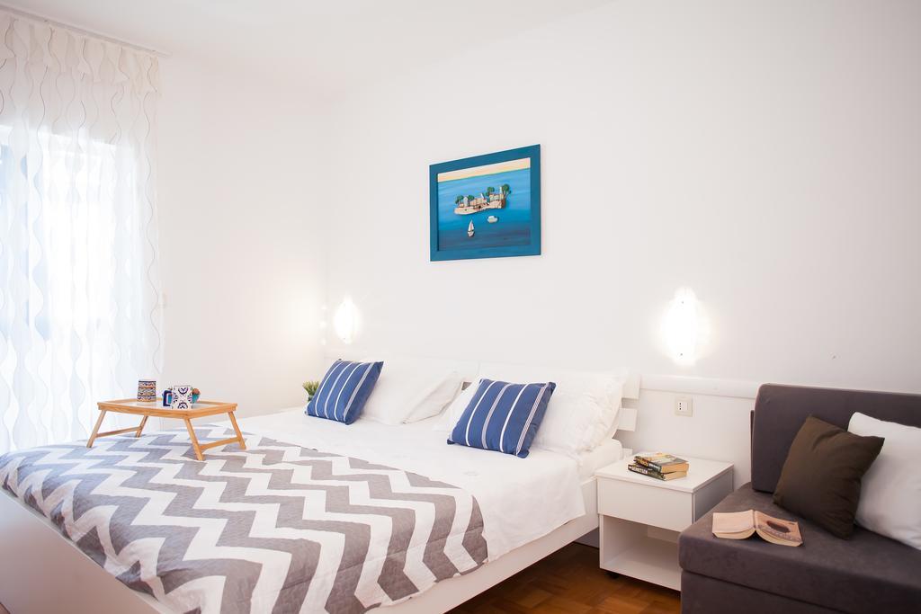 Hana Home - Apartments Tisno Kültér fotó