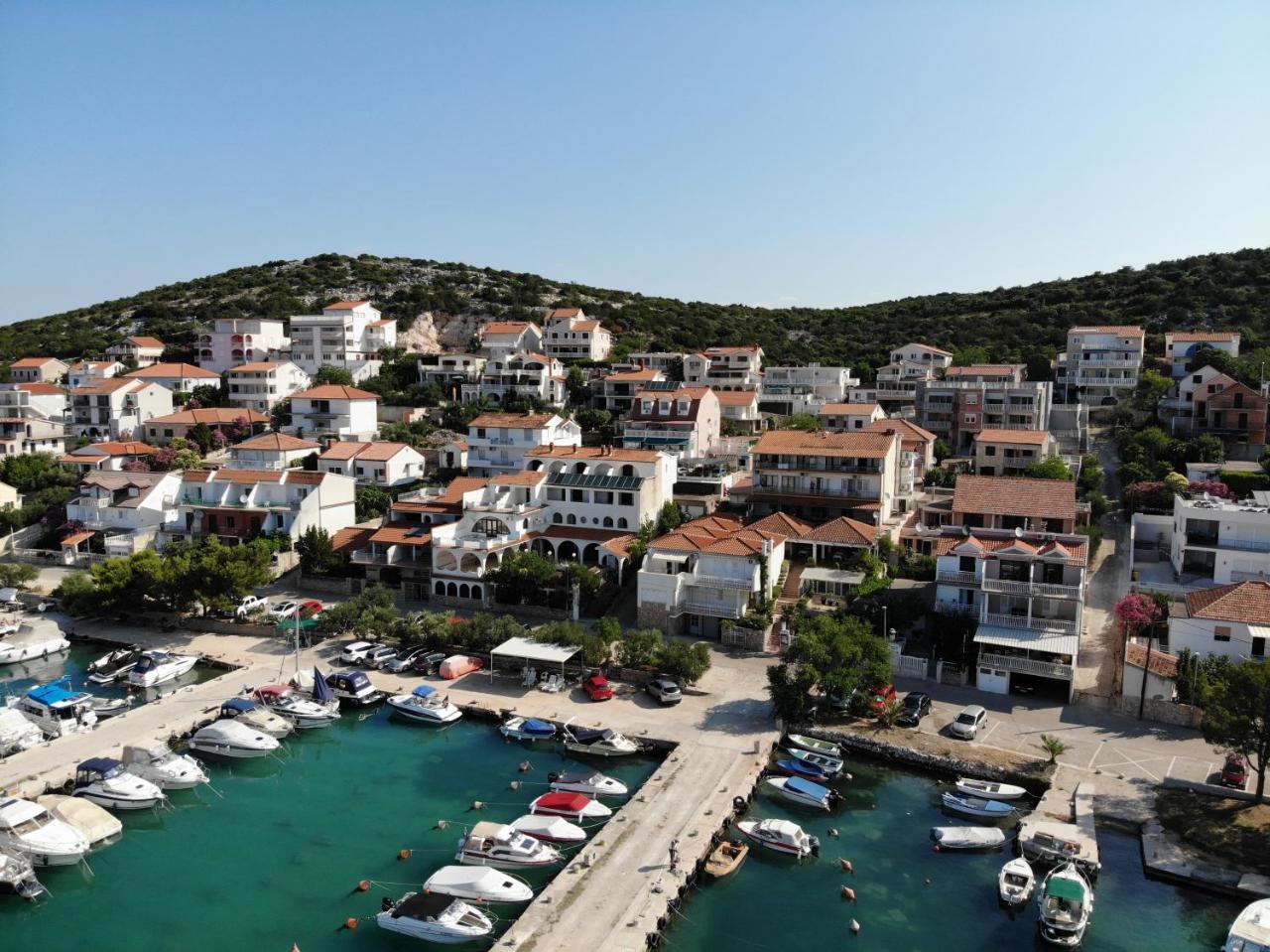 Hana Home - Apartments Tisno Kültér fotó