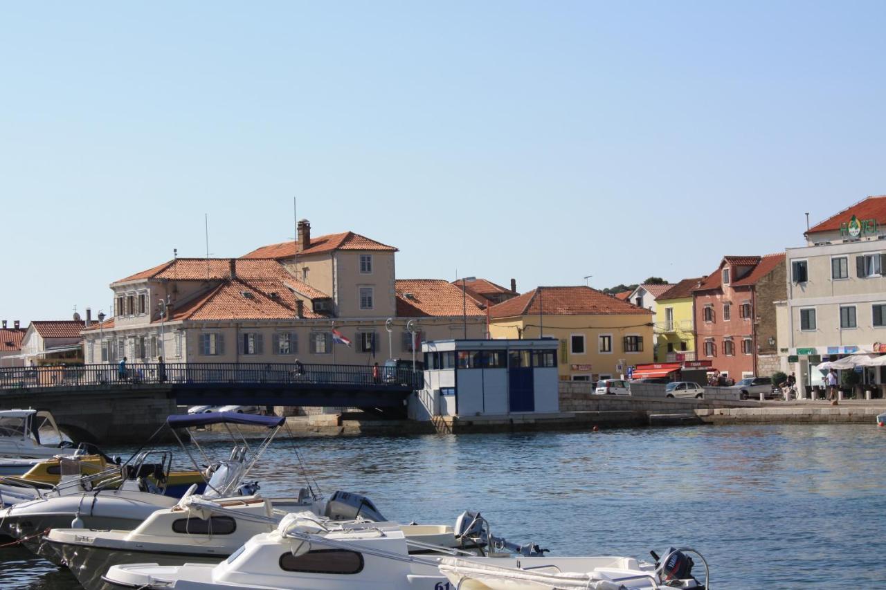Hana Home - Apartments Tisno Kültér fotó